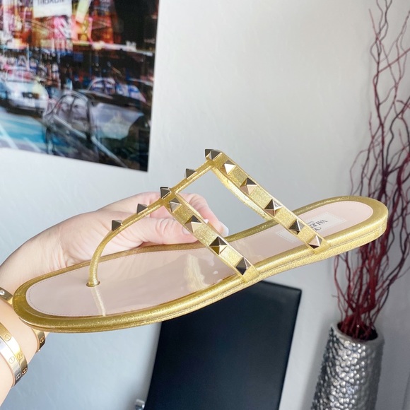 COPY - NWT Valentino Rockstud Gold Jelly Slides - Picture 12 of 16